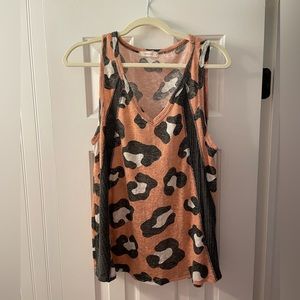 Size Large Cheetah Tank Top! 🐆